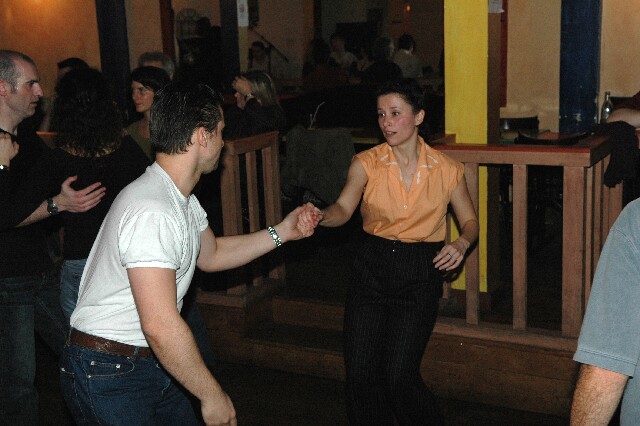 min 2006 12 05 latino 102